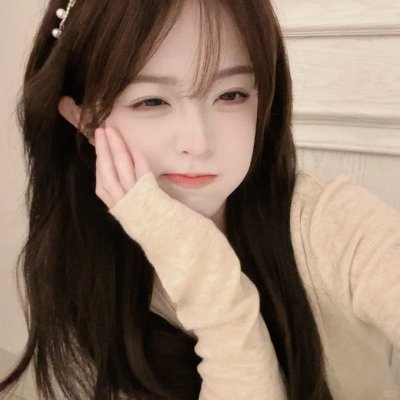 皇上，废后她又双叒掉马了